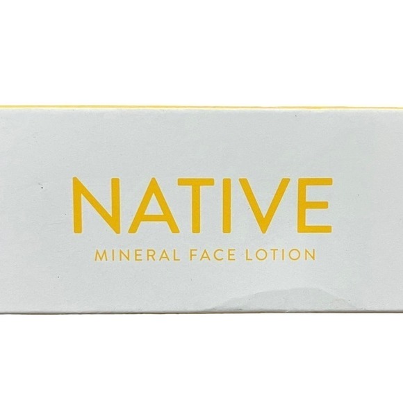 NATIVE Coconut & Pineapple Mineral Face Lotion Sunscreen SPF 30 - 1.7 fl oz NIB - Picture 6 of 10